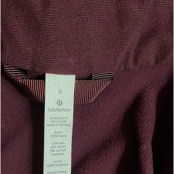 Lululemon Another Mile Jacket Cassis Color Size 4 Water Repellent - Picture 5 of 8